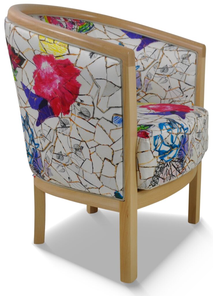 JULIEN vernis naturel tissu roses Lacroix