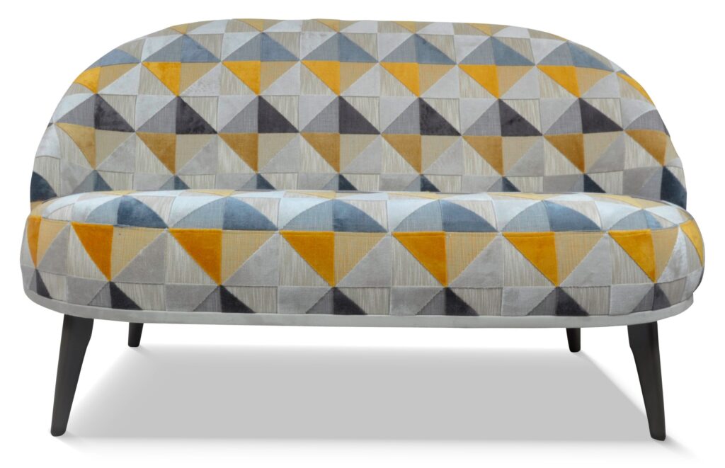 CANAPÉ LÉA spécial pieds bois laque vieil argent tissu floride jaune