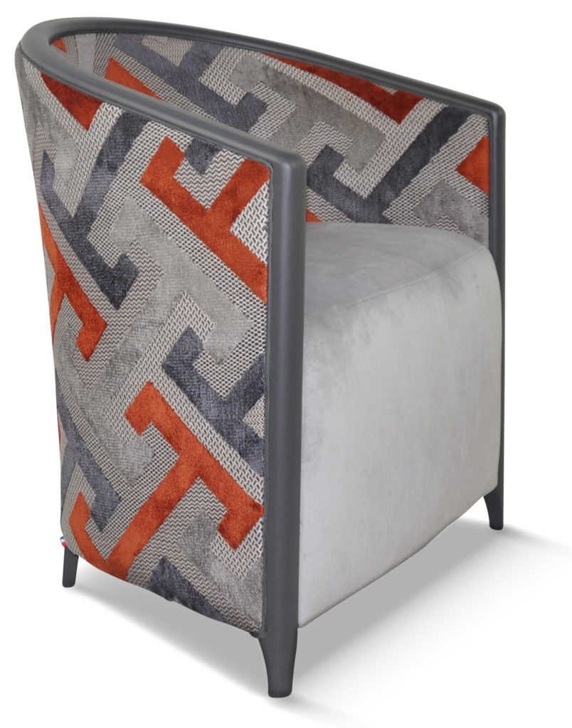 BEN laque gris tendance tissu dossier intérieur et extérieur géométric orange et assise en tissu brunei 05