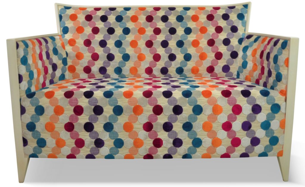 NATHAN canapé laque blanc patiné tissu nevada