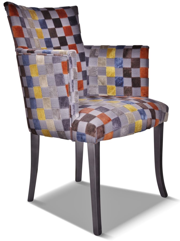 ARMAND pieds sabre laque vieil argent tissu carré gris