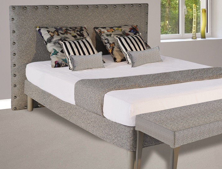 CONSTANCE CLOUTÉE 180cm