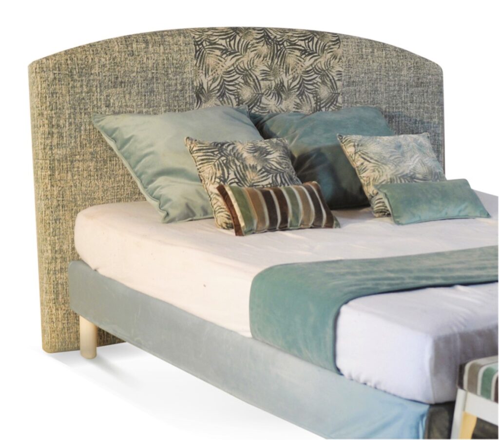 AGATHE avec double raccord 180cm tissu client