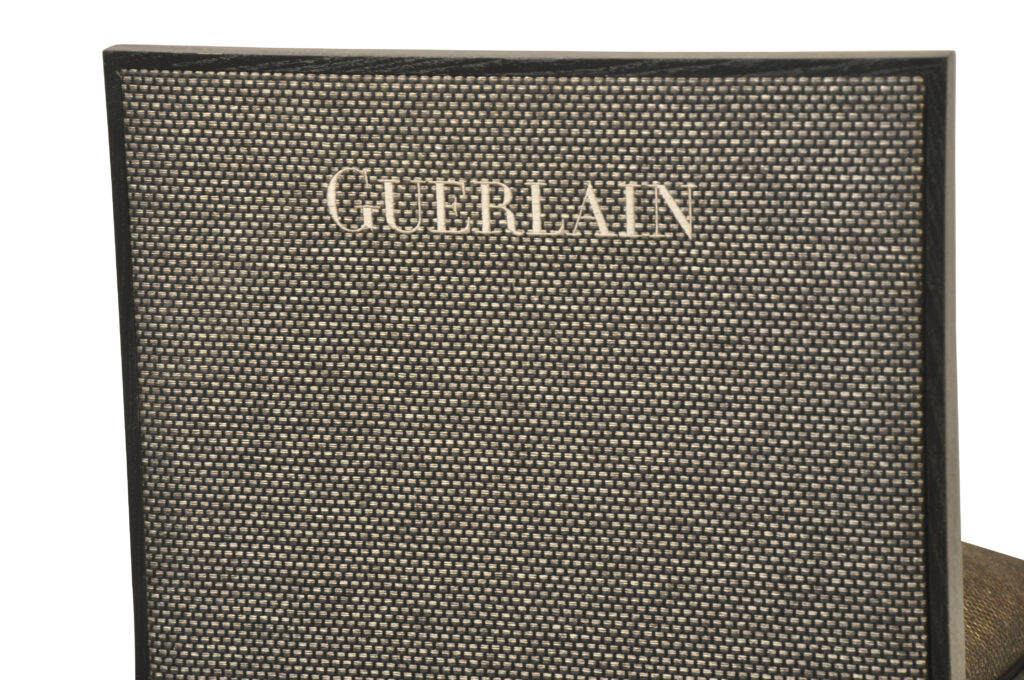 LOGO GUERLAIN brodé